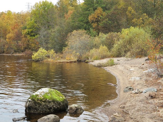 Small bay on north side of Loch Rannoch