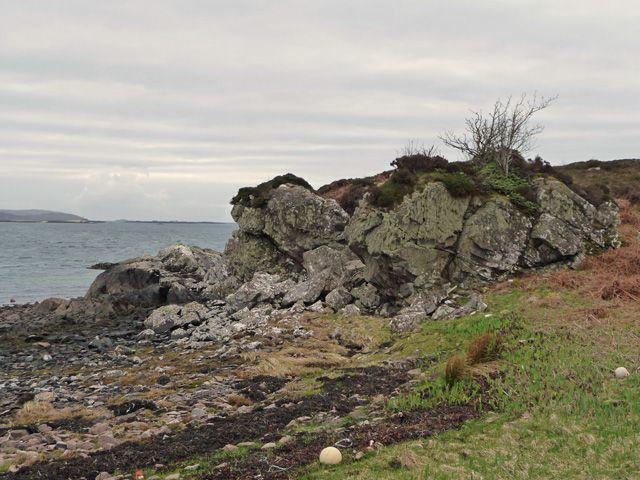 Loch Eishort shoreline