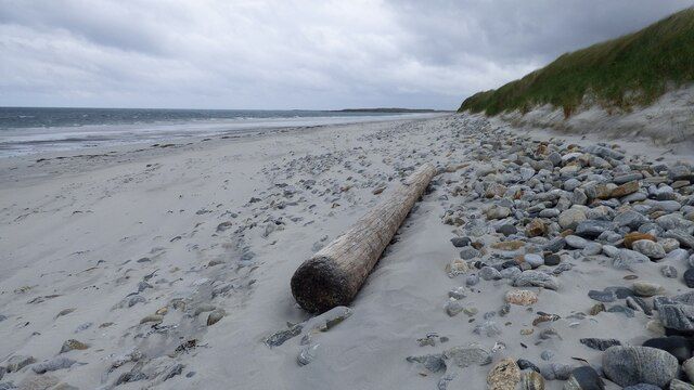 Flotsam on the beach near Ormacleit