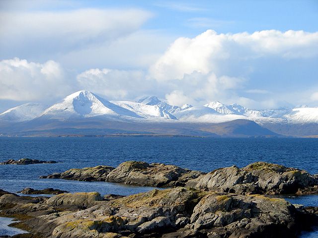 Foreshore rocks at Sgeirean an Uisge Ghlais