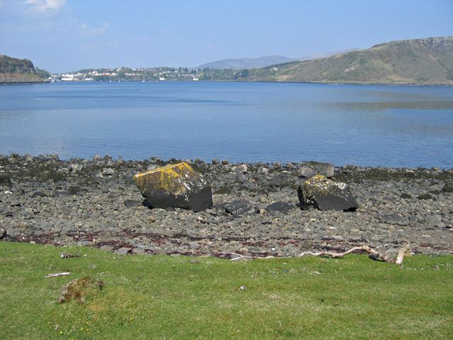 Rocky beach east of Camas Ban