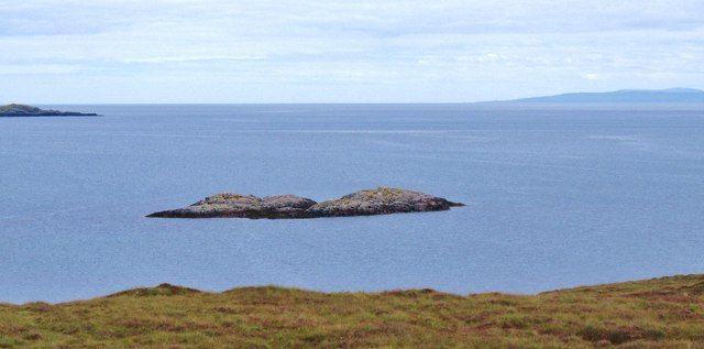 Offshore skerry near Uiseabhagh