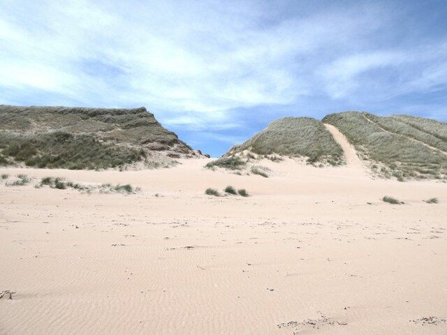 Gap in the dunes