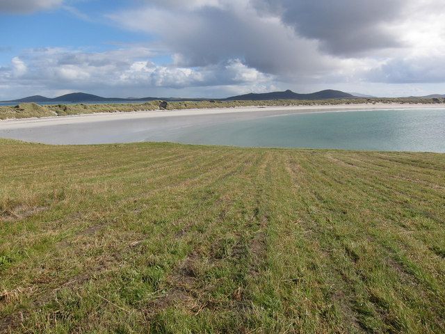 Tràigh Iar from Rubha Bheilis
