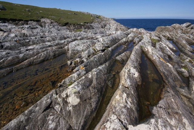 Rockpools at Rubha Bhreins, Pabbay