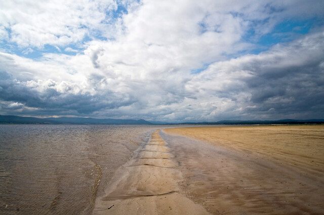 Sands south of Dornoch Point