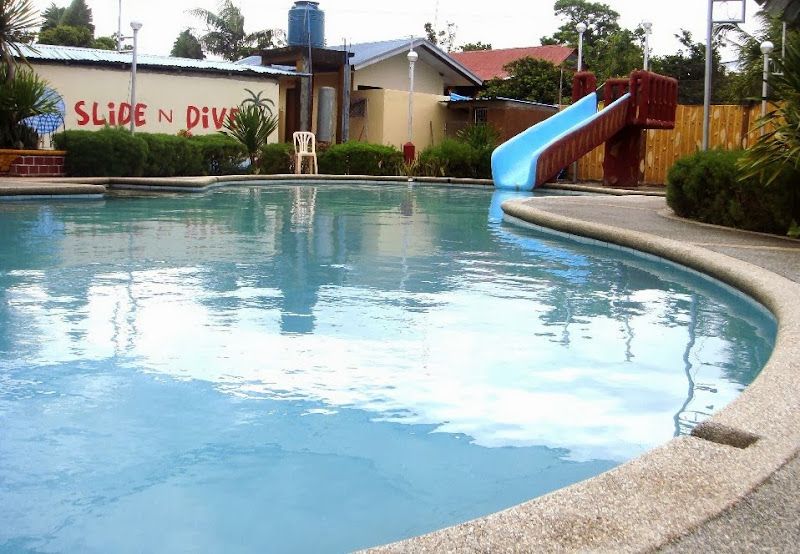 Slide N Dive Resort