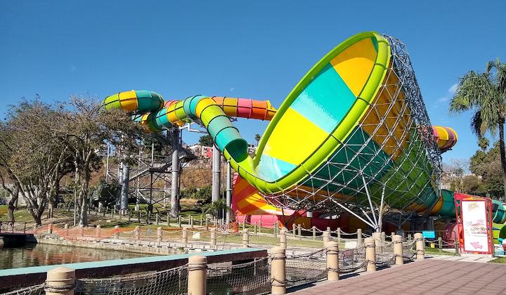 Six Flags Hurricane Harbor Oaxtepec