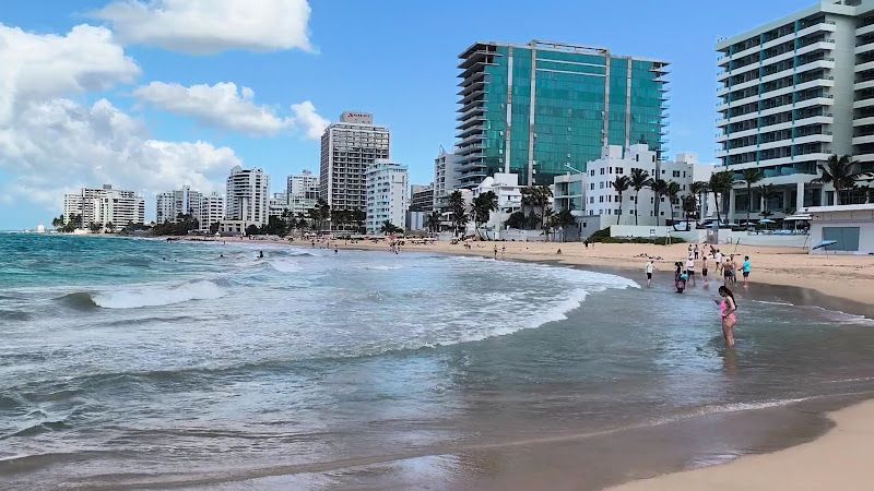 "Miami" Building on Calle Ashford in the Barrió Condado (5302645616)