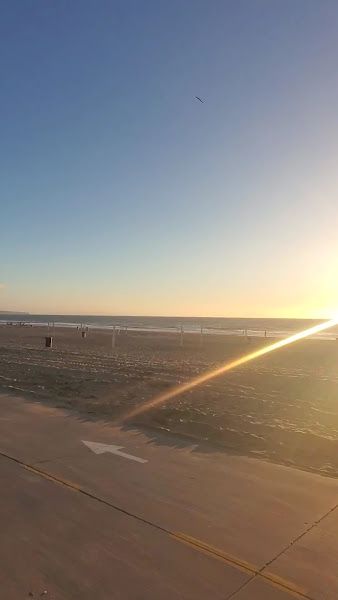 Manhattan Beach, 4 Aug