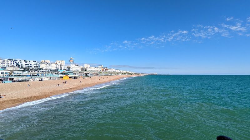 Bruch with Barrak, then biking to Brighton Beach. This day was DEFINITELY brought to me by the letter 'B'.