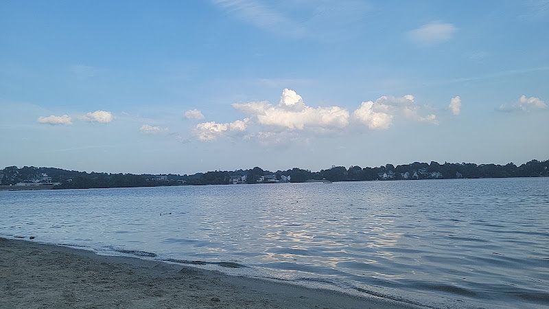 Beach 42.1377 -72.6208