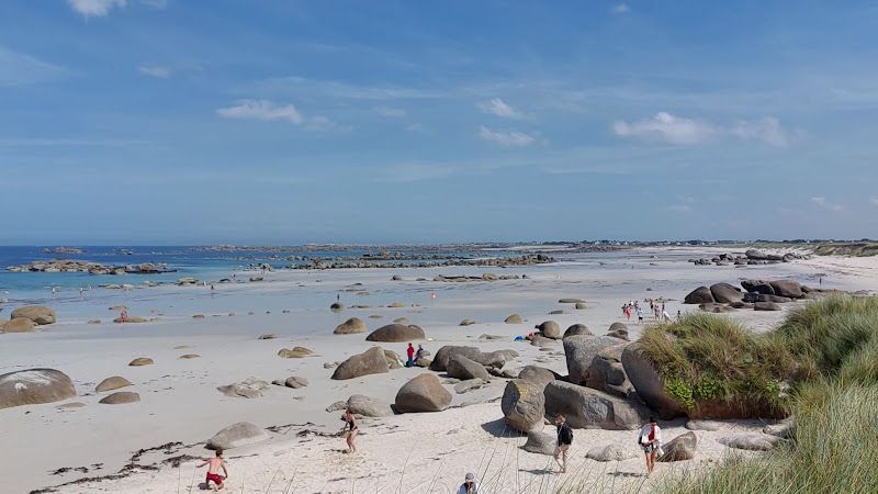 Beach 48.6360 -4.4305