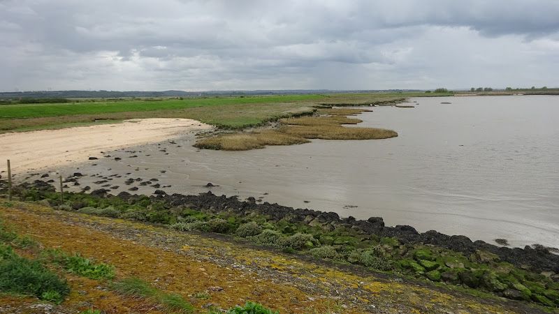 Delph and seawall west of Egypt Bay