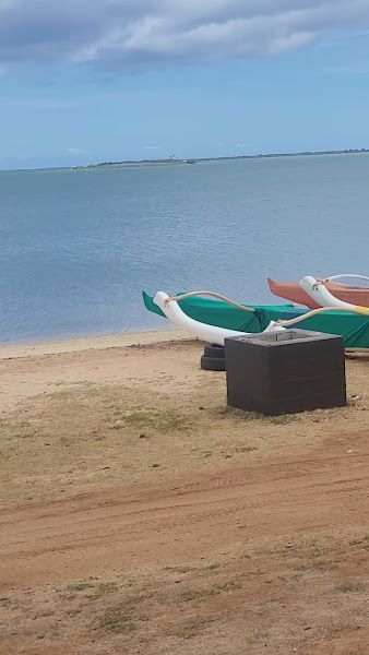 Keʻehi Lagoon Beach