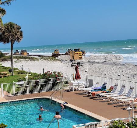 SeaHorse Beach Resort