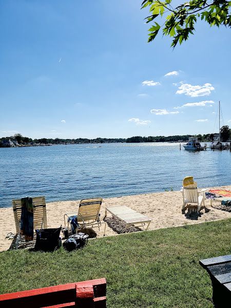 Wilson Point Mens' Club; Stansbury Beach Club