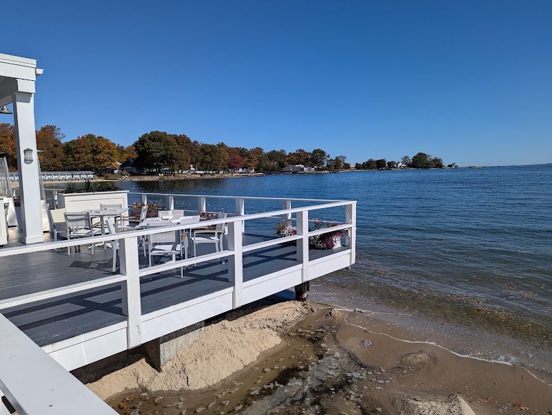 Shenorock Shore club