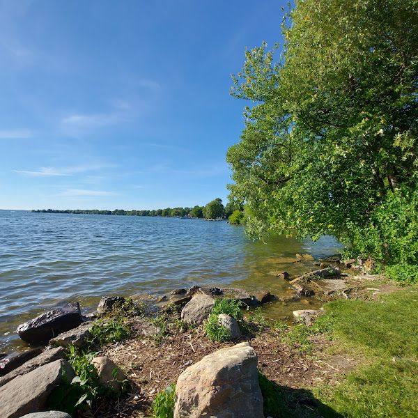 Crestwood Beach