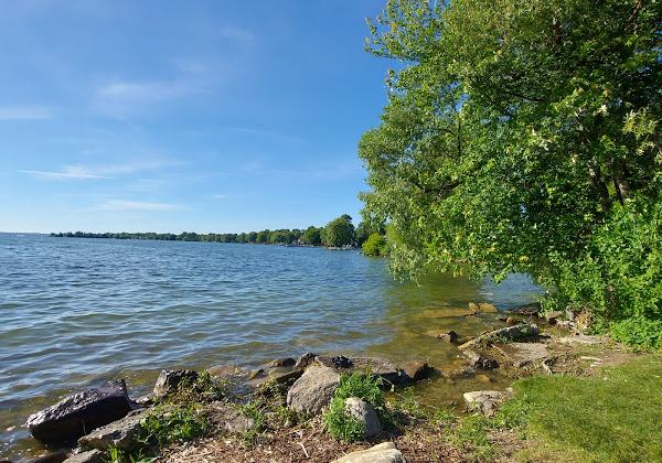 Crestwood Beach