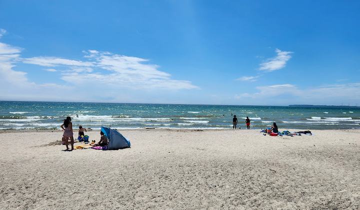 Wainfleet Lake Erie Public Access Beach