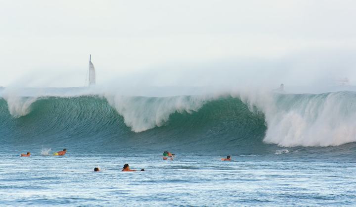 Ala Moana Bowls Surf Break