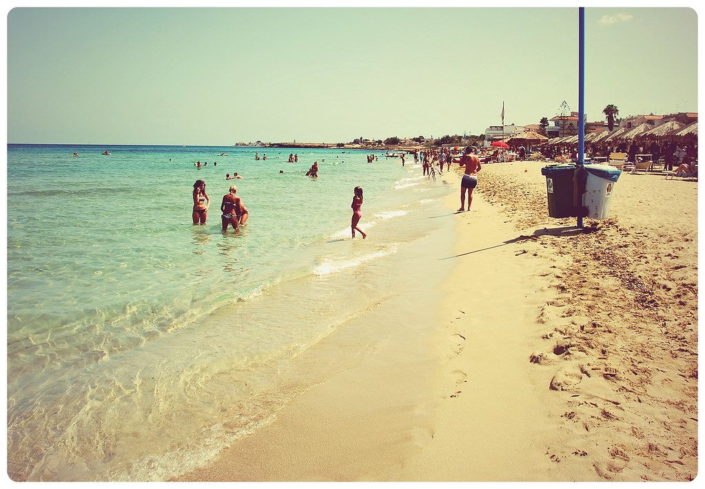 Agua Beach Resort