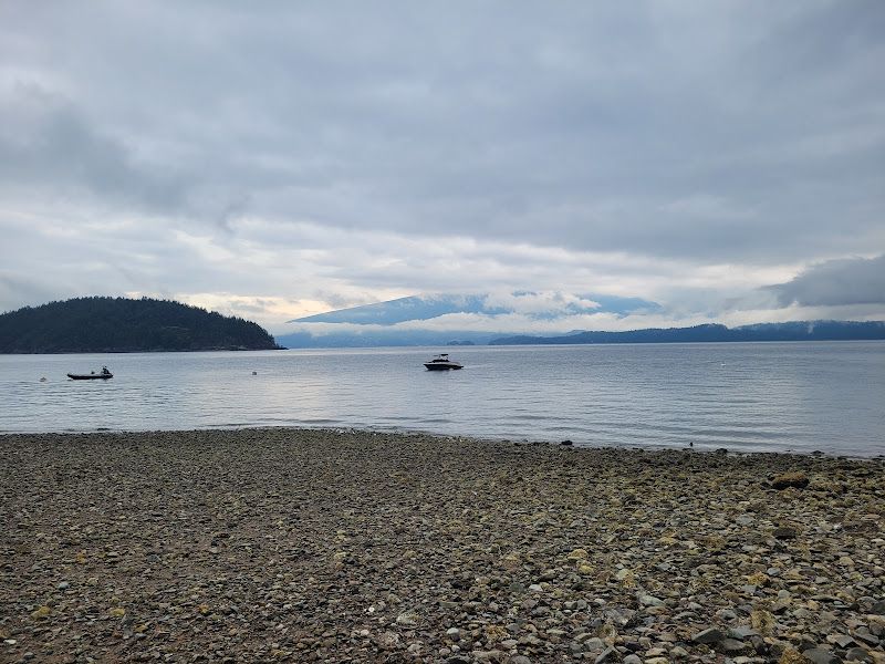 Woods Road Neighbourhood Beach