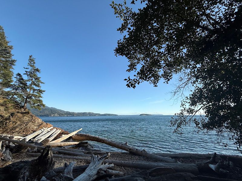 Miller's Landing Neighbourhood Beach