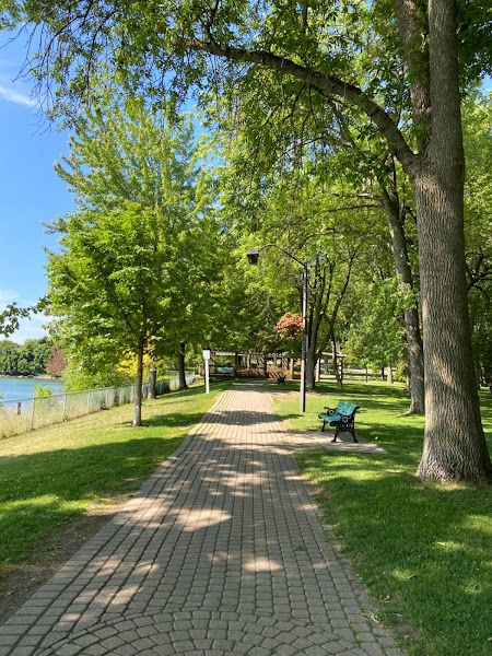 Lakeview Park Beach