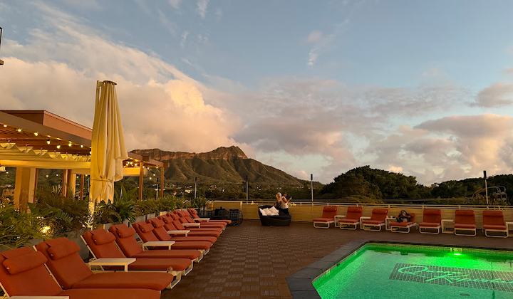 Queen Kapi'olani Beach