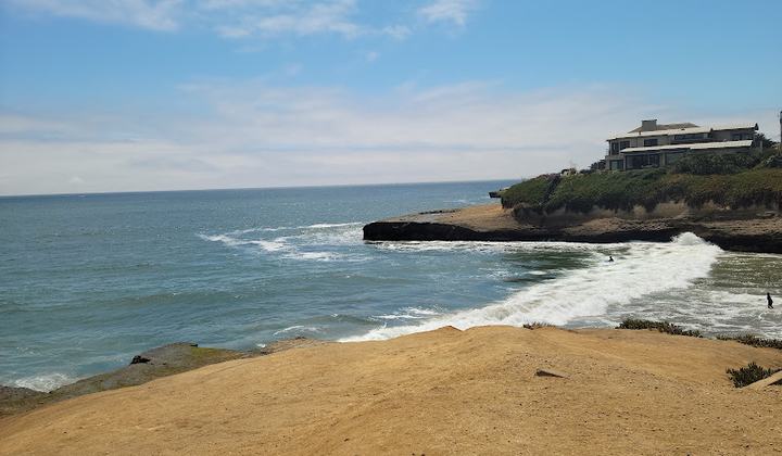 Sunny Cove Beach