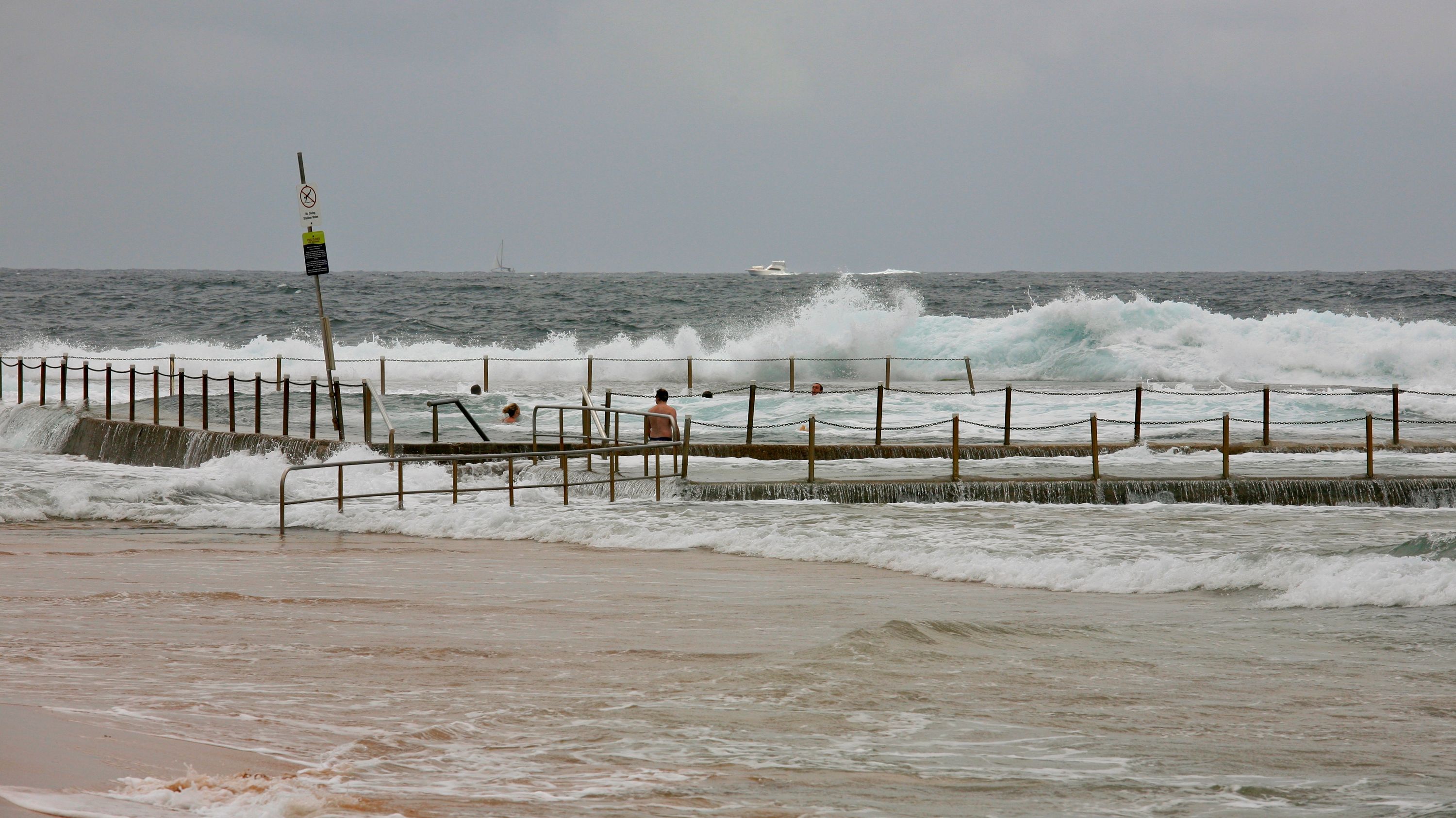 Mona Vale Beach