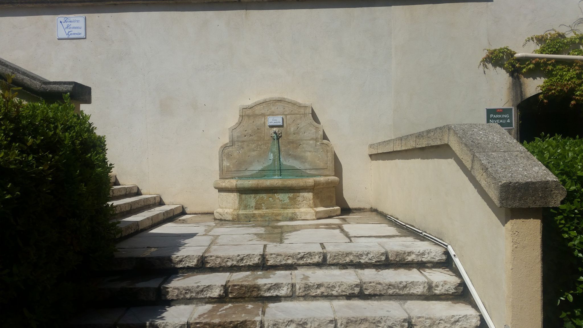 Piscine des Rochers