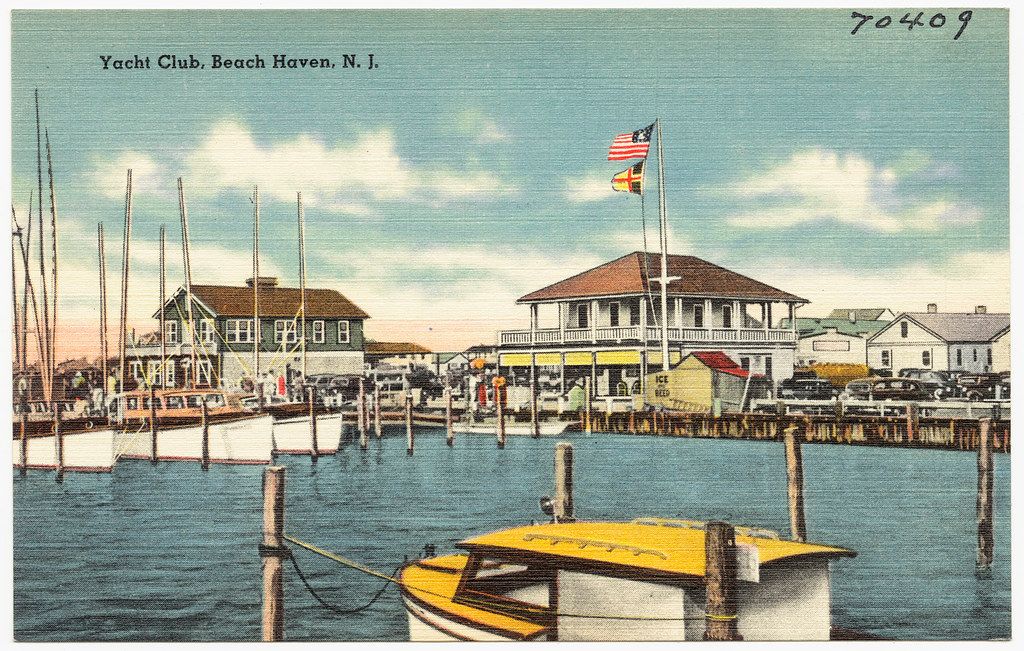 Yacht Club Beach