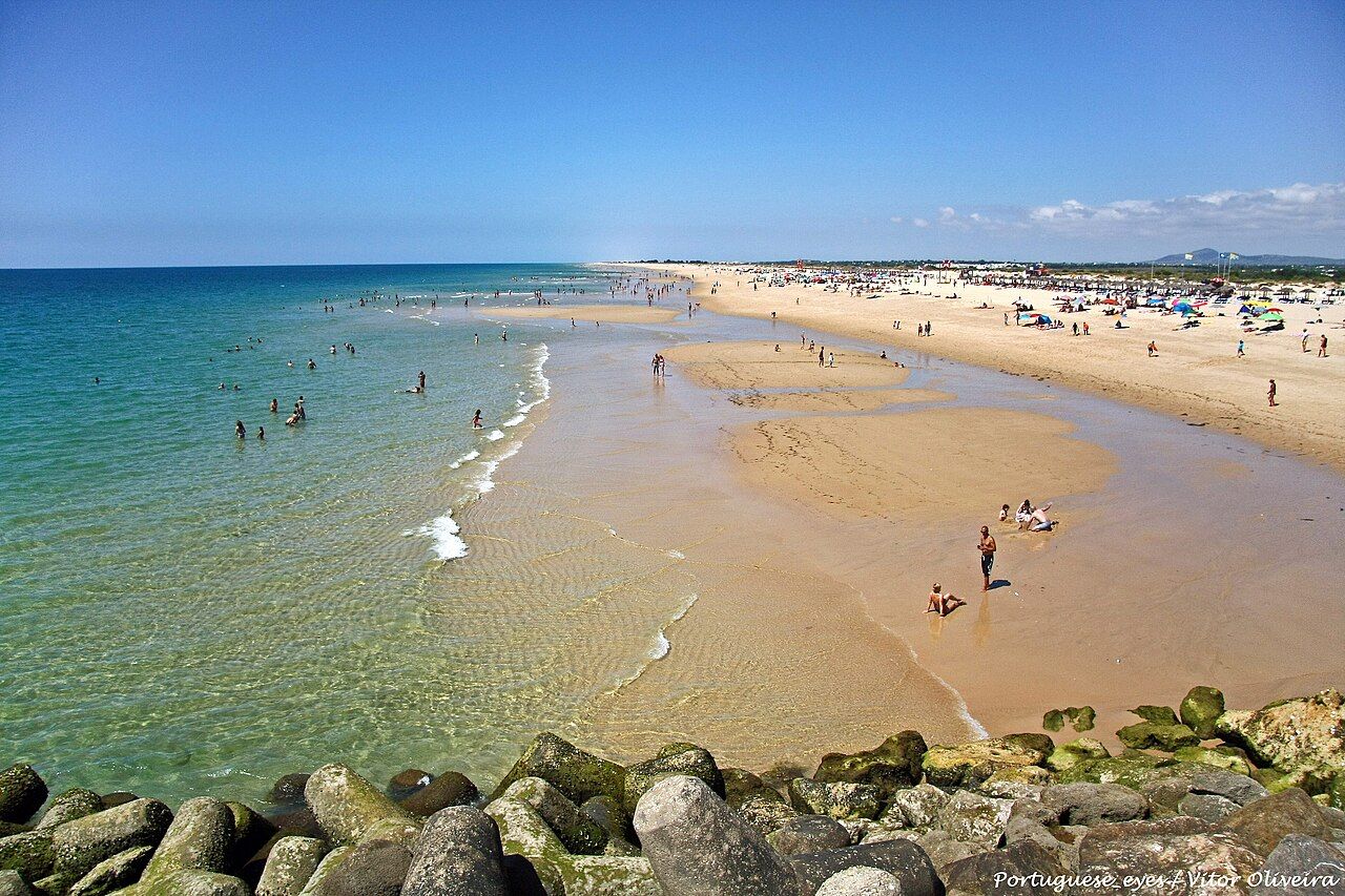 Tavira island beach