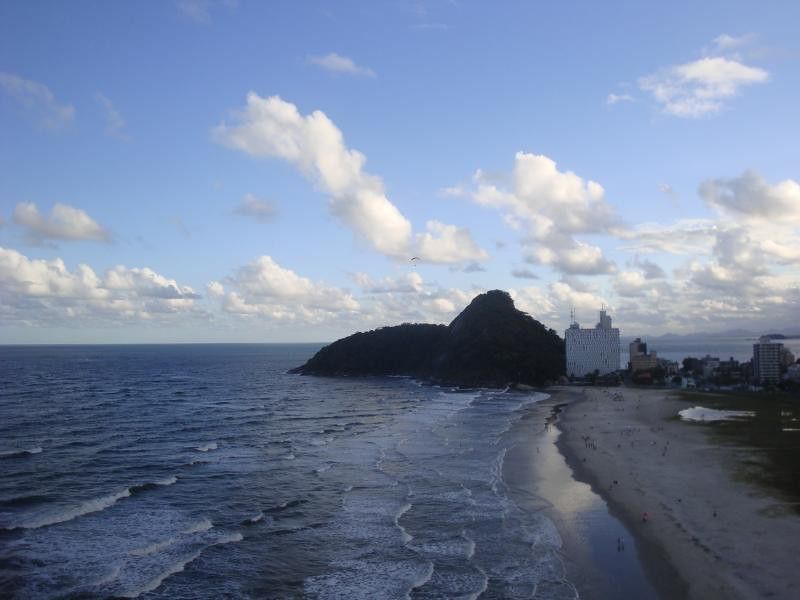 Praia Brava de Caiobá