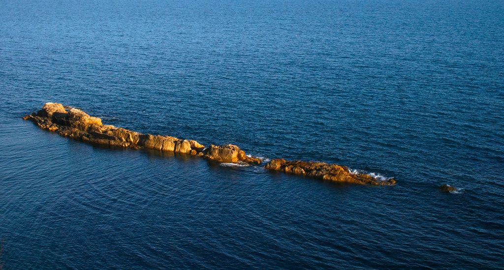 Man O'War Beach