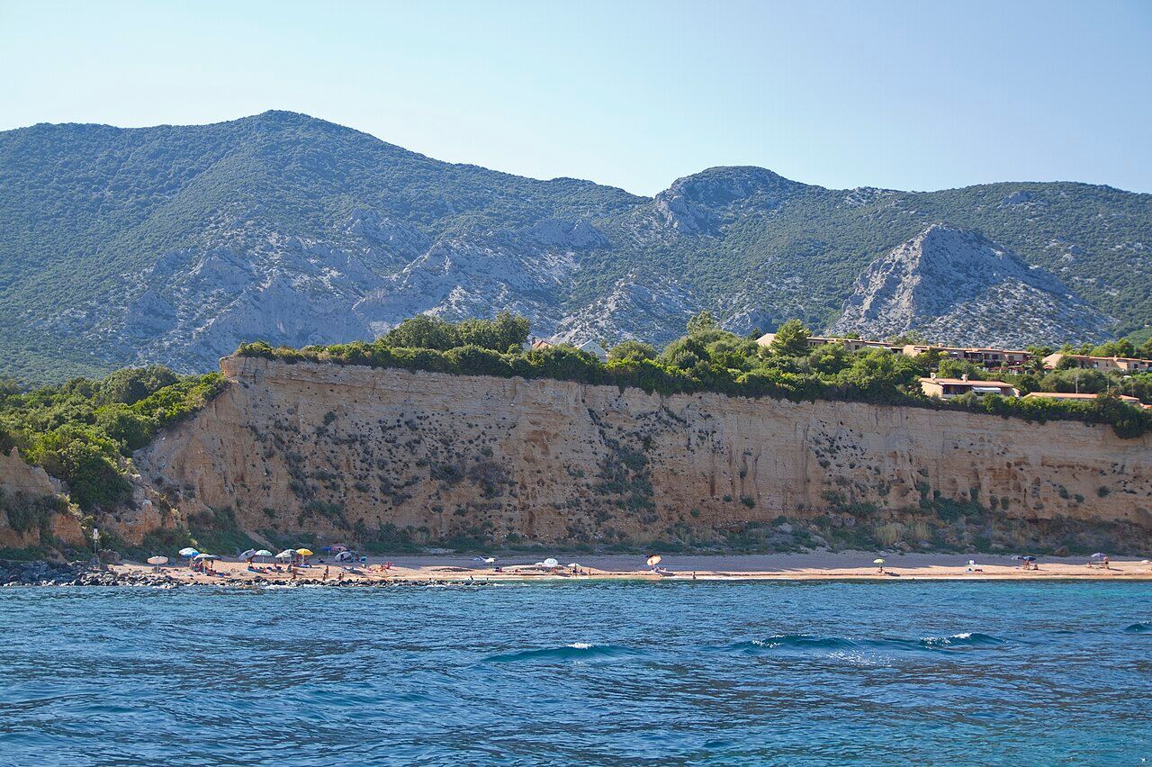 Spiaggia di Sos Dorroles