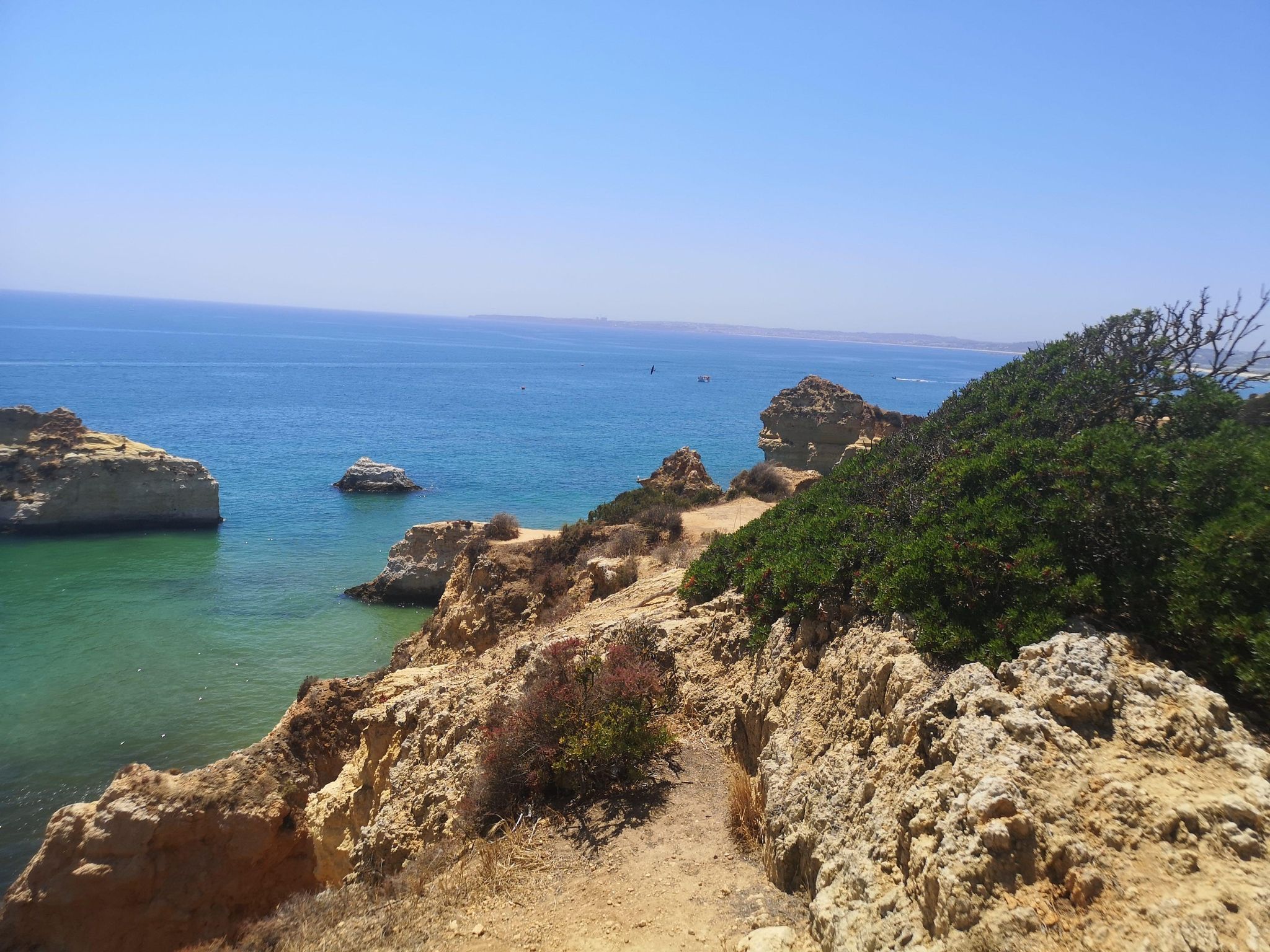 Praia dos Três Irmãos